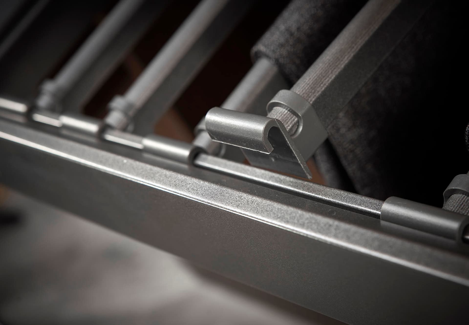 Pull Out Trousers Rack