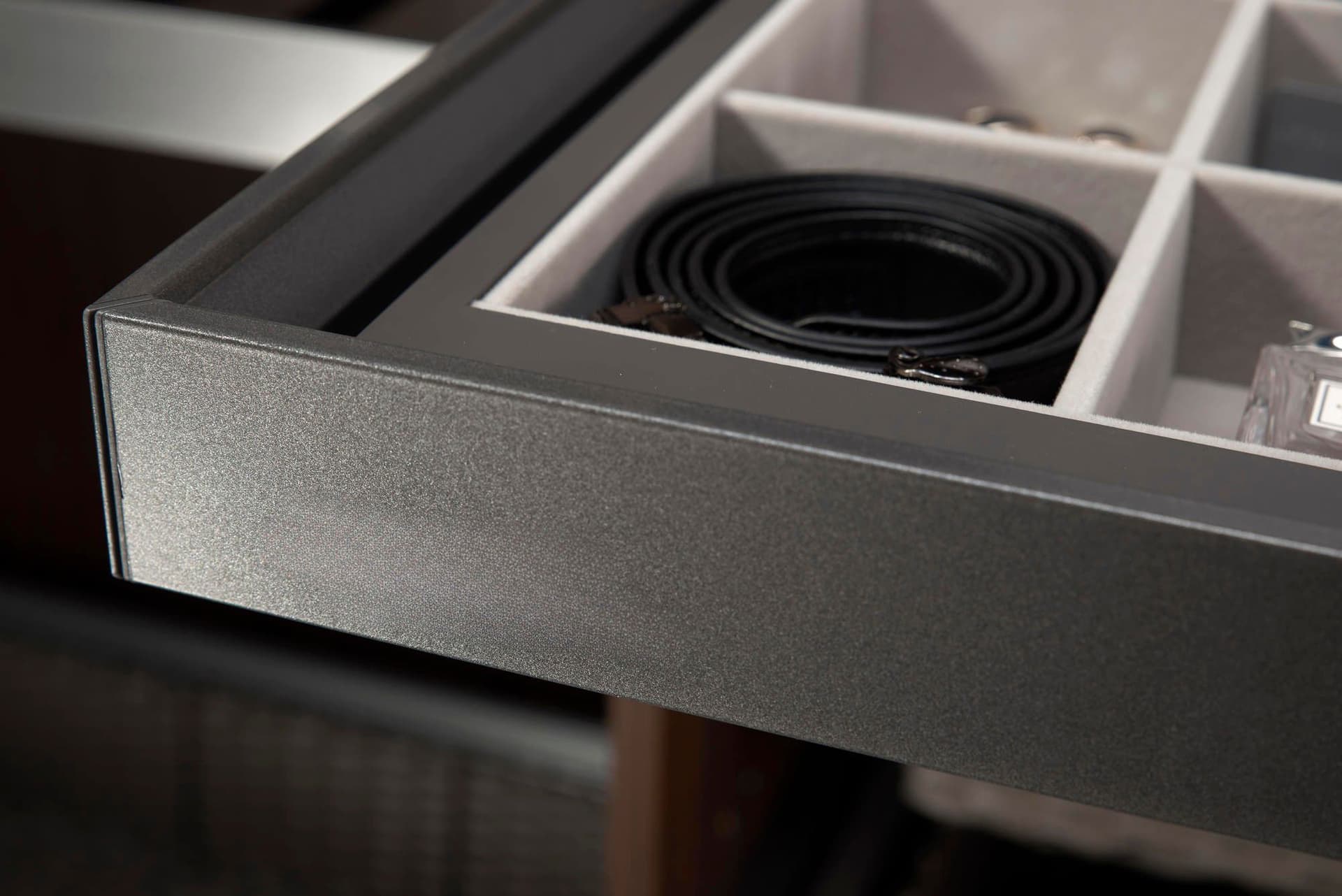 Pull Out Jewellery Drawer 03