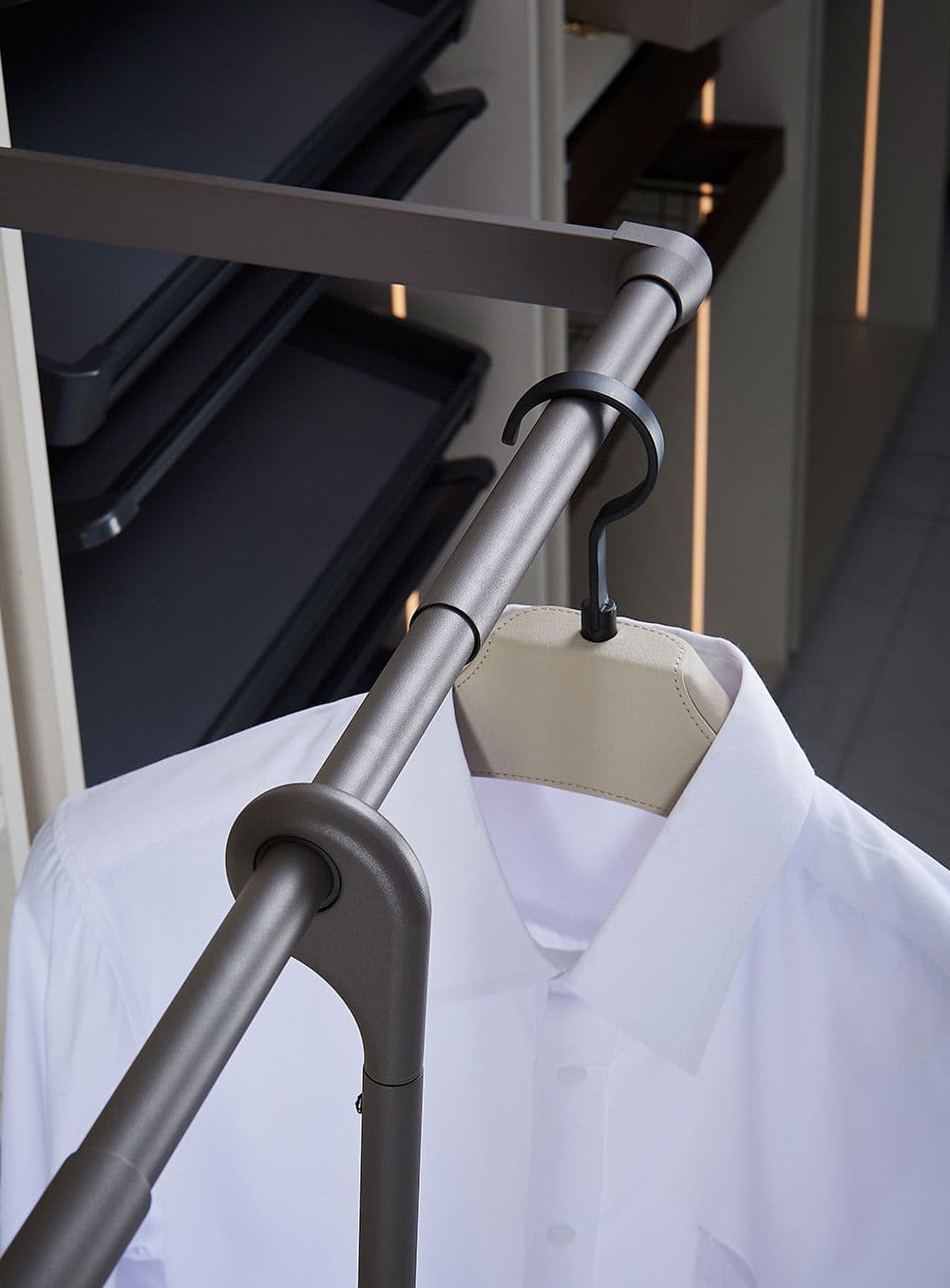 Wardrobe Pull Down Rod 03